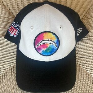 Men’s Los Angeles Chargers NFL Crucial Catch New Era Baseball Hat Size XS/Small